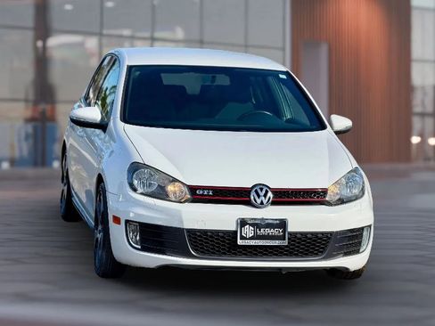 Used 2011 Volkswagen Golf 4-Door image 22