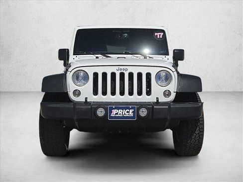 Used 2017 Jeep Wrangler Unlimited Sport w/ Quick Order Package 24S AWD/4WD image 2