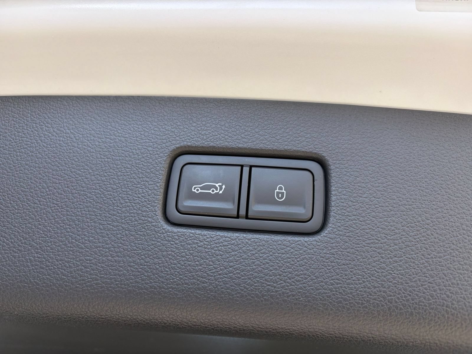 Used 2026 Genesis GV80 2.5T AWD/4WD image 24