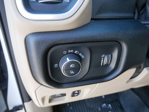 Used 2020 RAM 1500 Big Horn image 15