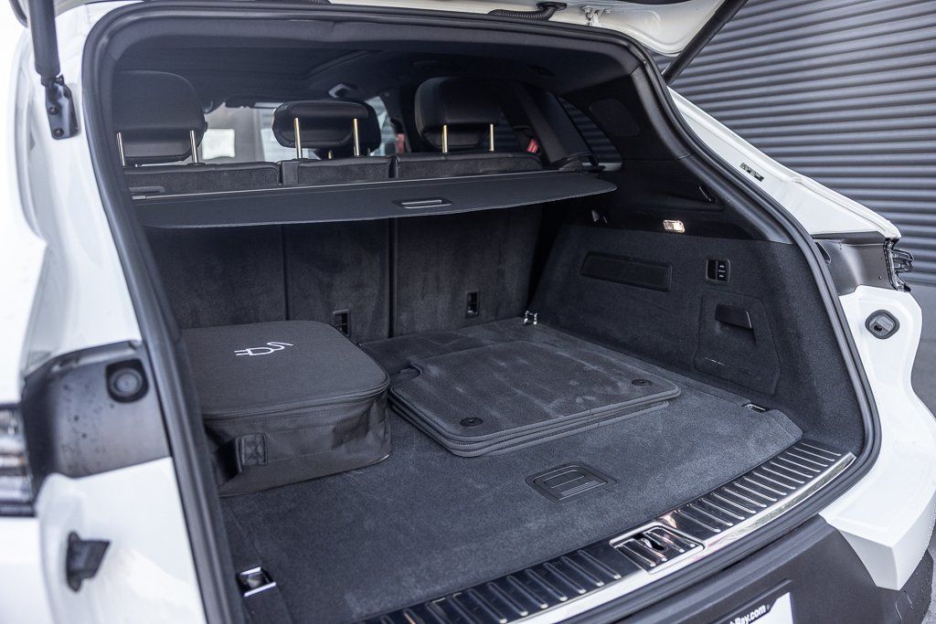 Certified 2025 Porsche Cayenne E-Hybrid AWD/4WD image 19