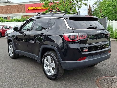 Used 2020 Jeep Compass Latitude w/ Popular Equipment Group AWD/4WD image 5