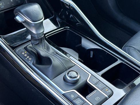 Used 2021 Kia Sorento SX image 23