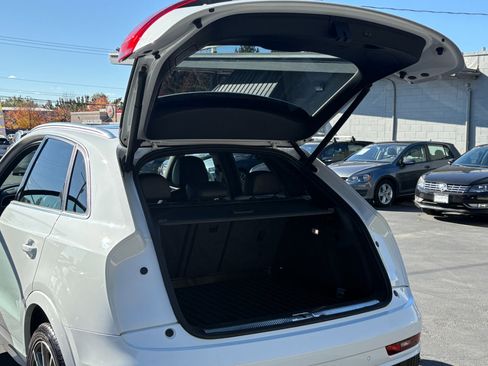 Used 2018 Audi Q3 2.0T Premium Plus w/ Premium Plus Package image 36