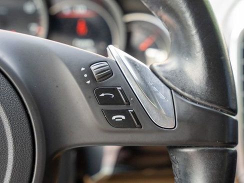 Used 2014 Porsche Cayenne AWD/4WD image 21