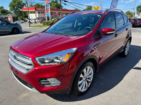 Used 2017 Ford Escape Titanium w/ Equipment Group 301A AWD/4WD image 3