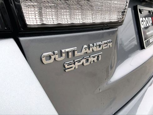 Used 2025 Mitsubishi Outlander Sport LE image 29