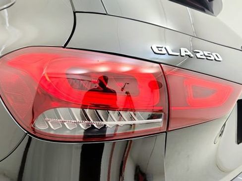 Used 2023 Mercedes-Benz GLA 250 image 27
