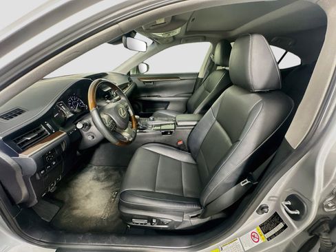 Used 2018 Lexus ES 350 w/ Premier Package FWD image 13