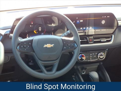 New 2026 Chevrolet TrailBlazer LT w/ Driver Confidence Package image 2