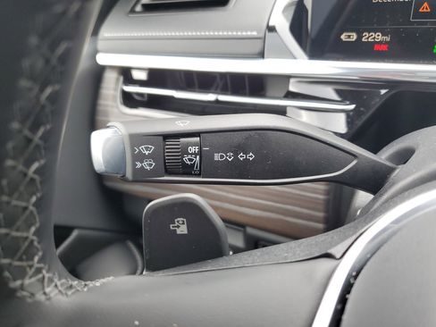 New 2025 GMC Sierra EV Denali AWD/4WD image 17