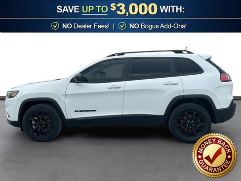 Used 2023 Jeep Cherokee Altitude Lux AWD/4WD image 2