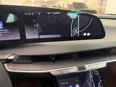 Used 2024 Lucid Air Touring image 12