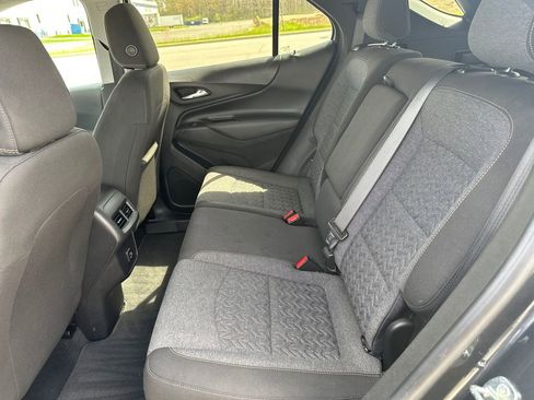 Used 2023 Chevrolet Equinox LT FWD image 16