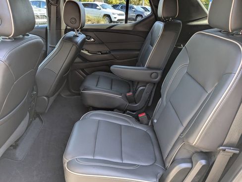 Certified 2023 Chevrolet Traverse Premier w/ Redline Edition image 15