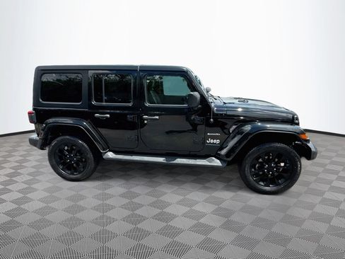 Used 2023 Jeep Wrangler Unlimited Sahara AWD/4WD image 5