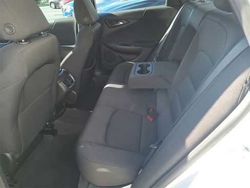 Used 2024 Chevrolet Malibu LT image 13