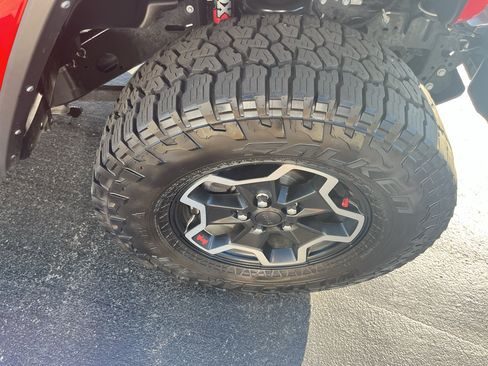 Used 2021 Jeep Gladiator Rubicon AWD/4WD image 41