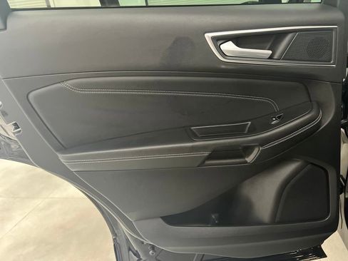 Used 2024 Ford Edge Titanium AWD/4WD image 15