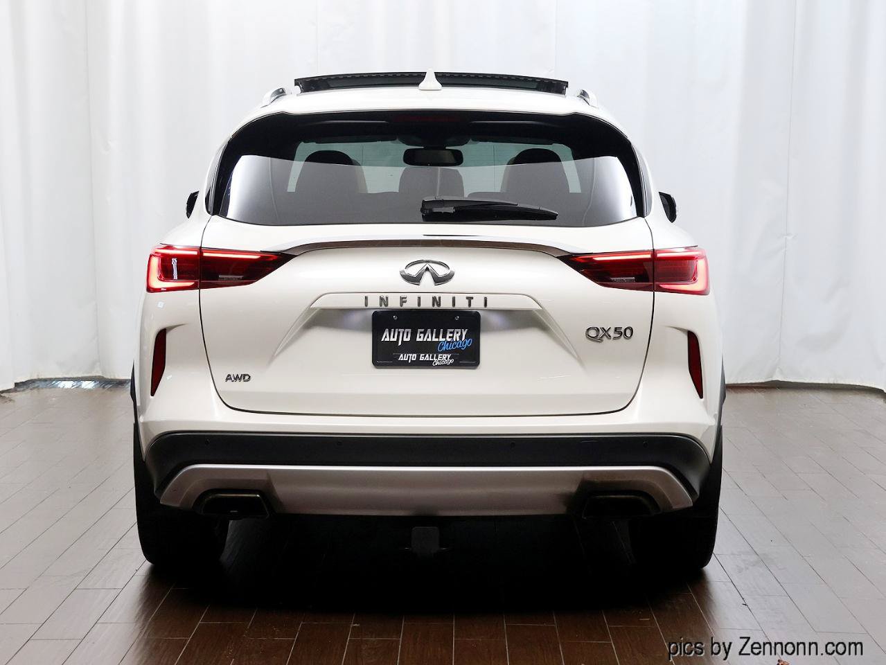 Used 2019 INFINITI QX50 Essential w/ Premium Heat Package AWD/4WD image 4