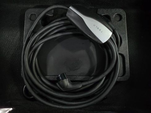 Used 2019 Tesla Model X Performance image 41