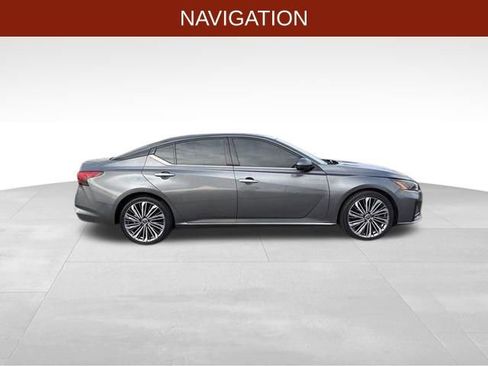 Used 2023 Nissan Altima 2.5 SL image 8