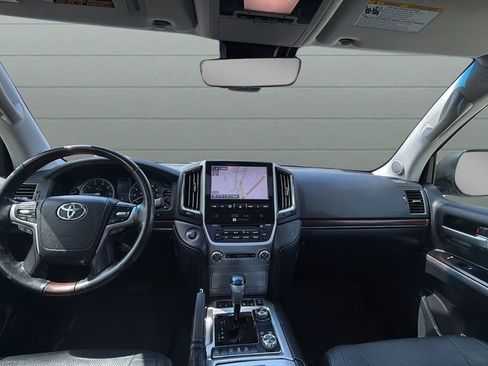 Used 2016 Toyota Land Cruiser w/ Four Season Floor Mat Package AWD/4WD image 26