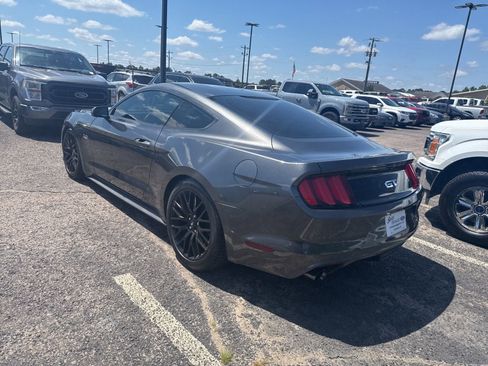Used 2017 Ford Mustang GT w/ GT Performance Package RWD image 5