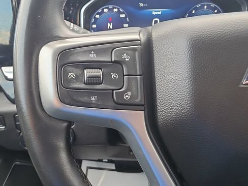 Used 2023 Chevrolet Silverado 1500 LT AWD/4WD image 12