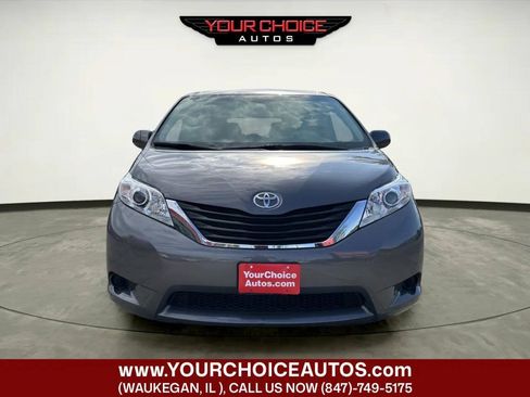 Used 2013 Toyota Sienna LE FWD image 10