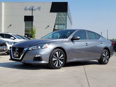 Used 2021 Nissan Altima 2.5 SV