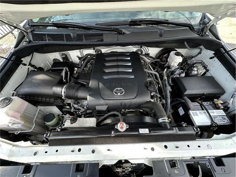 Used 2020 Toyota Tundra Limited image 34