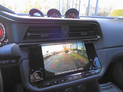 Used 2023 Nissan Z w/ Floor Mat Package (L93) image 12