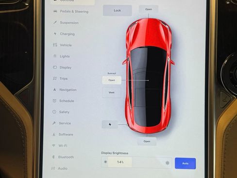 Used 2013 Tesla Model S Performance RWD image 17