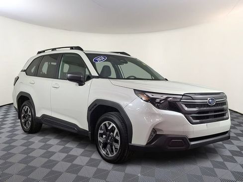 Used 2026 Subaru Forester Premium AWD/4WD image 1