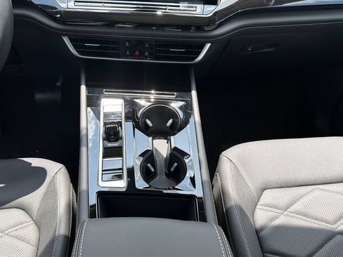 New 2026 Volkswagen Atlas SE FWD image 19