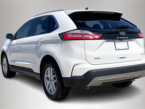 Certified 2022 Ford Edge SEL w/ Convenience Package image 4