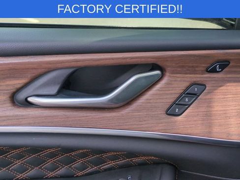 Certified 2025 Jeep Grand Cherokee Summit AWD/4WD image 13