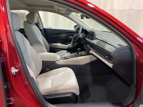 Certified 2023 Honda Accord EX image 13