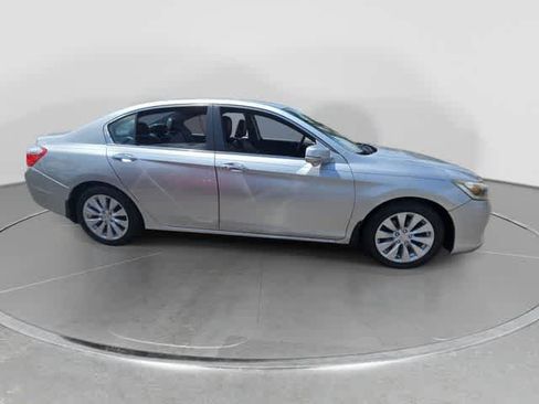 Used 2014 Honda Accord EX image 9