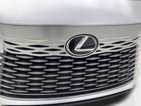 Used 2023 Lexus RX 350 Premium image 25