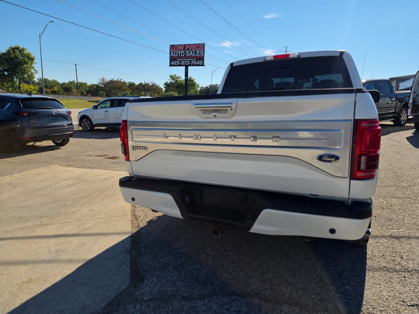 Used 2016 Ford F150 Limited w/ Trailer Tow Package RWD image 4