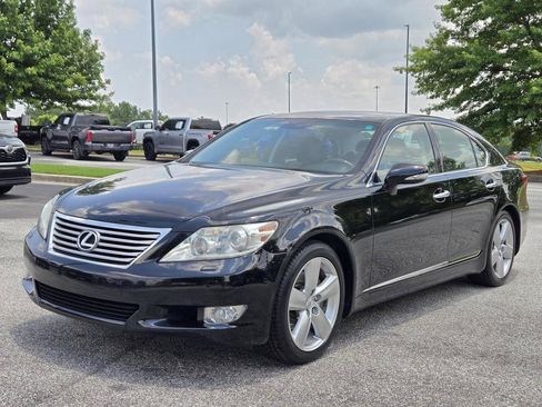 Used 2011 Lexus LS 460 w/ Comfort Pkg RWD image 1