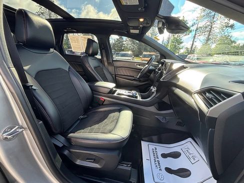 Used 2024 Ford Edge ST-Line AWD/4WD image 18