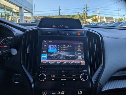 Used 2022 Subaru Ascent Onyx Edition image 16