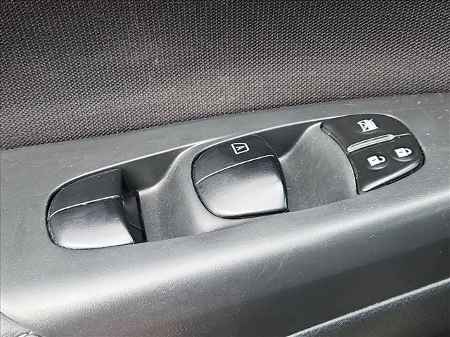 Used 2018 Nissan Sentra SV FWD image 6