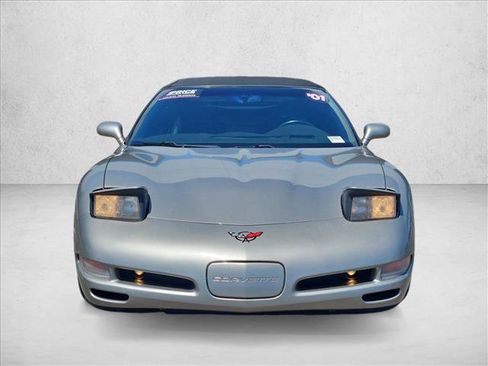 Used 2001 Chevrolet Corvette Convertible w/ Preferred Equipment Group2 RWD image 3