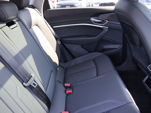 Used 2021 Audi e-tron Premium w/ Convenience Plus Package image 14