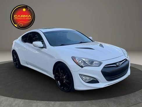 Used 2016 Hyundai Genesis Coupe 3.8 RWD image 8