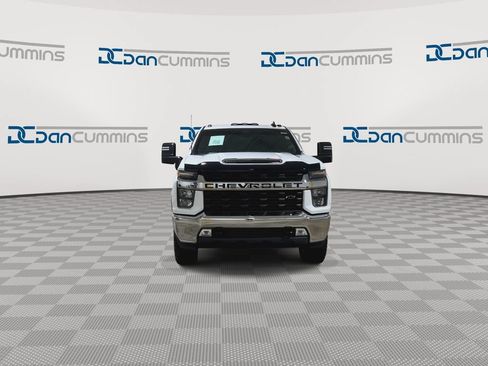 Used 2021 Chevrolet Silverado 2500 LT w/ Convenience Package AWD/4WD image 3